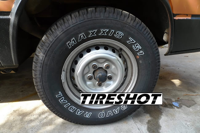 Tire Maxxis MA-751 Bravo